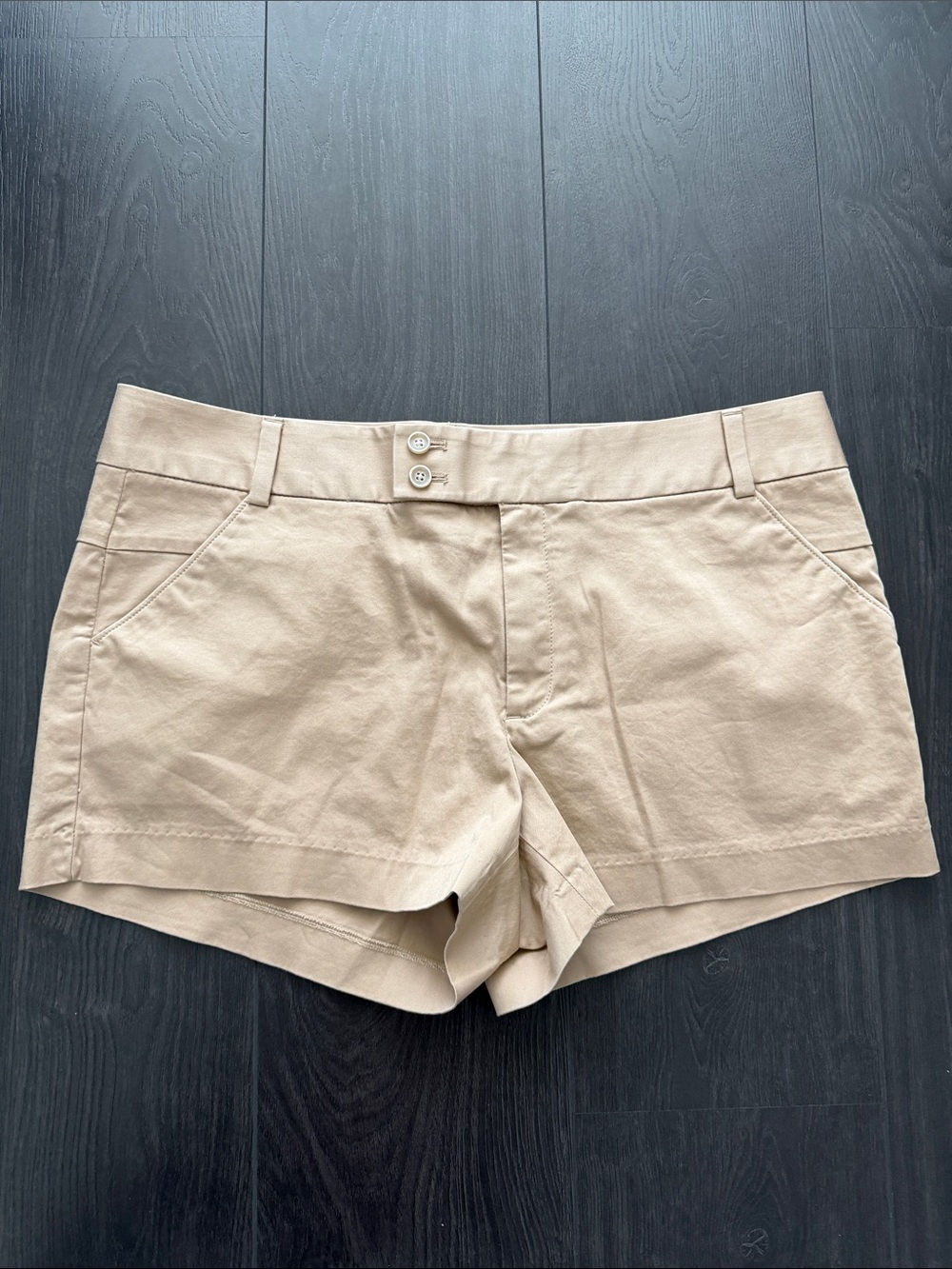 NWOT - Banana Republic Heritage - Classic Women's Tan Cotton Shorts